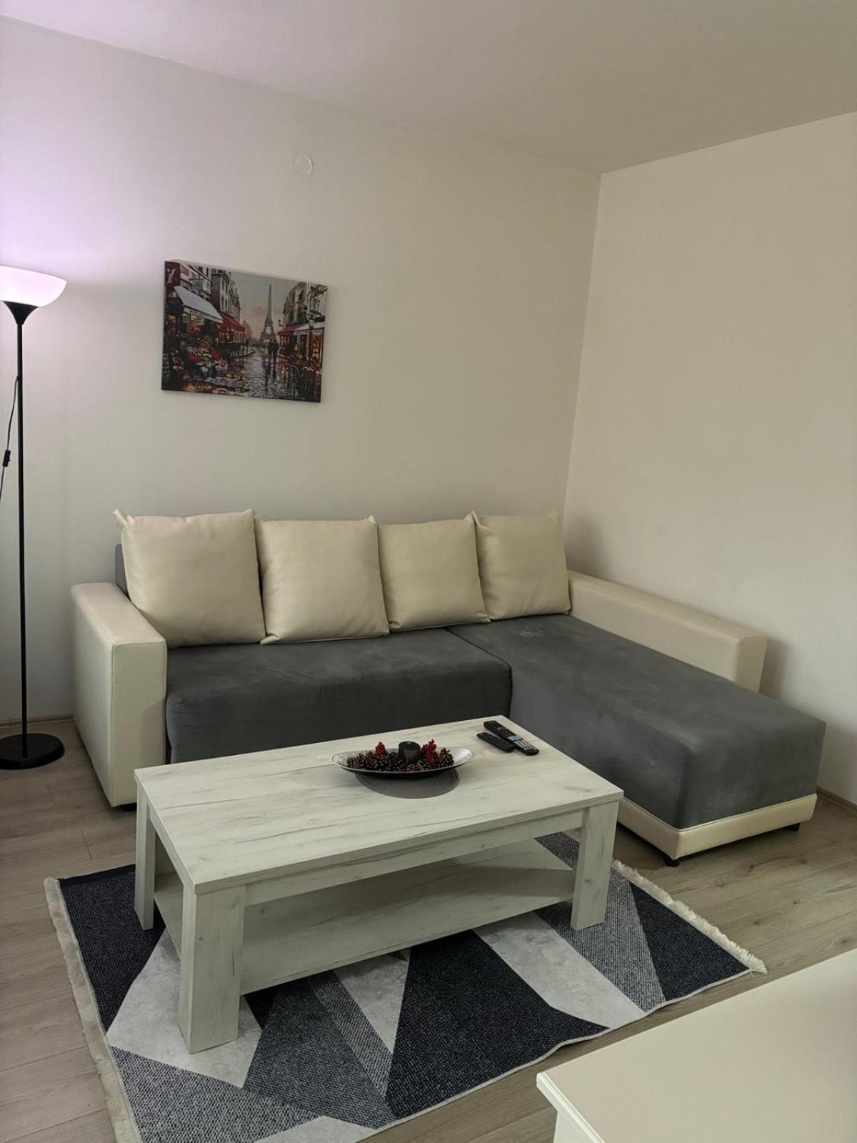 Premium Square Apartment Üsküp Dış mekan fotoğraf